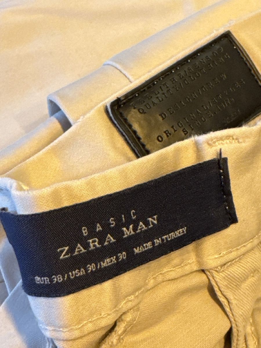 Zara Pantaloni: Zara Basic Man Chinos - EU38/USA 30 - Light Beige/Cream – Usato da Zürich venduto da Keller110 1