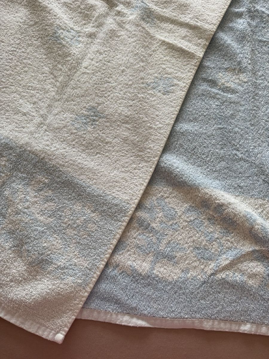 Serviettes de bain: 2 Frottee Duschtuch 64 x 138cm – D'occasion à Niederwangen BE par Diva_74 1