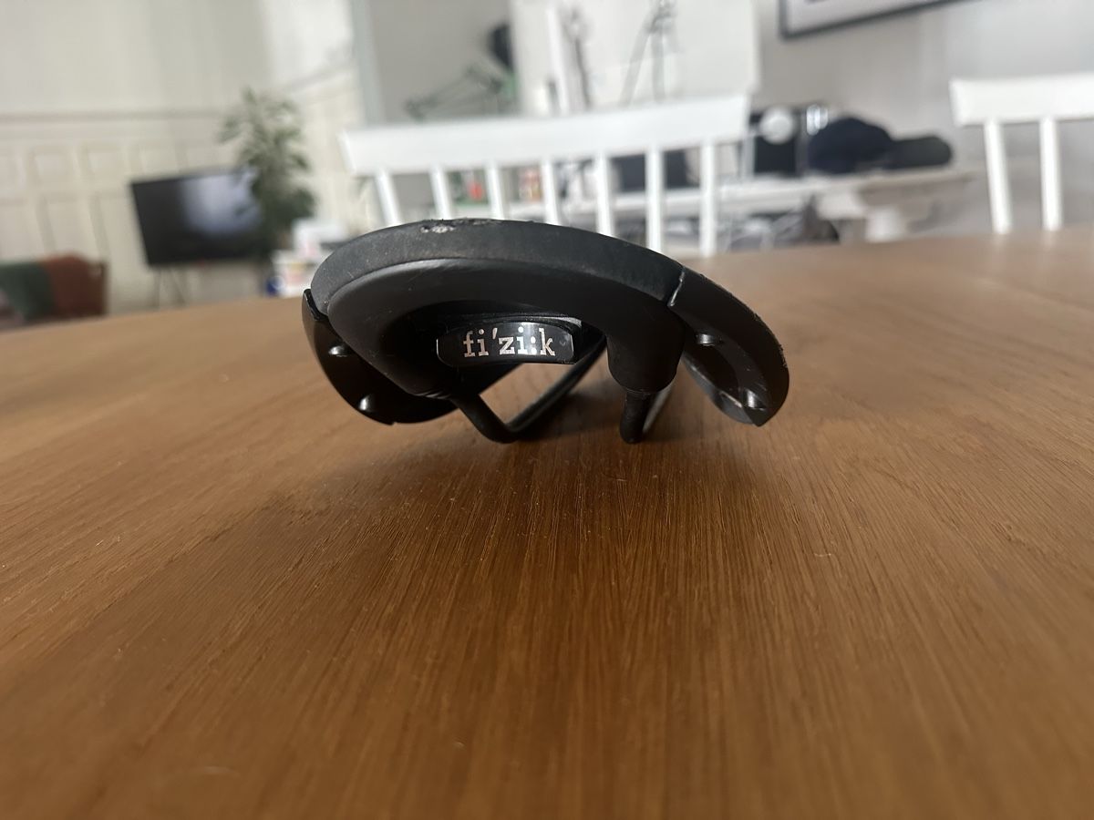 Fizik Pezzi di ricambio: Fizik R5 Alliante Rennrad Sattel – Usato da Zürich venduto da WeNeedMorePR 3