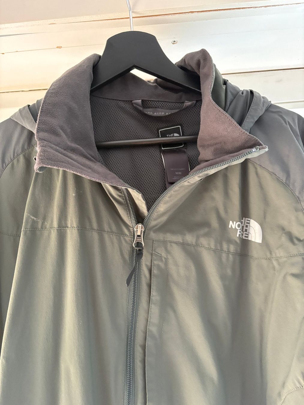 North Face Vestes: The North Face Jacke – D'occasion à Gravesano par ric_dime