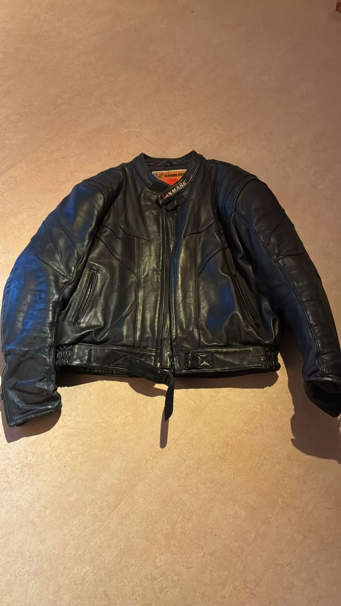 Costumes: Motorradkombi – D'occasion à Sissach par laura.x4