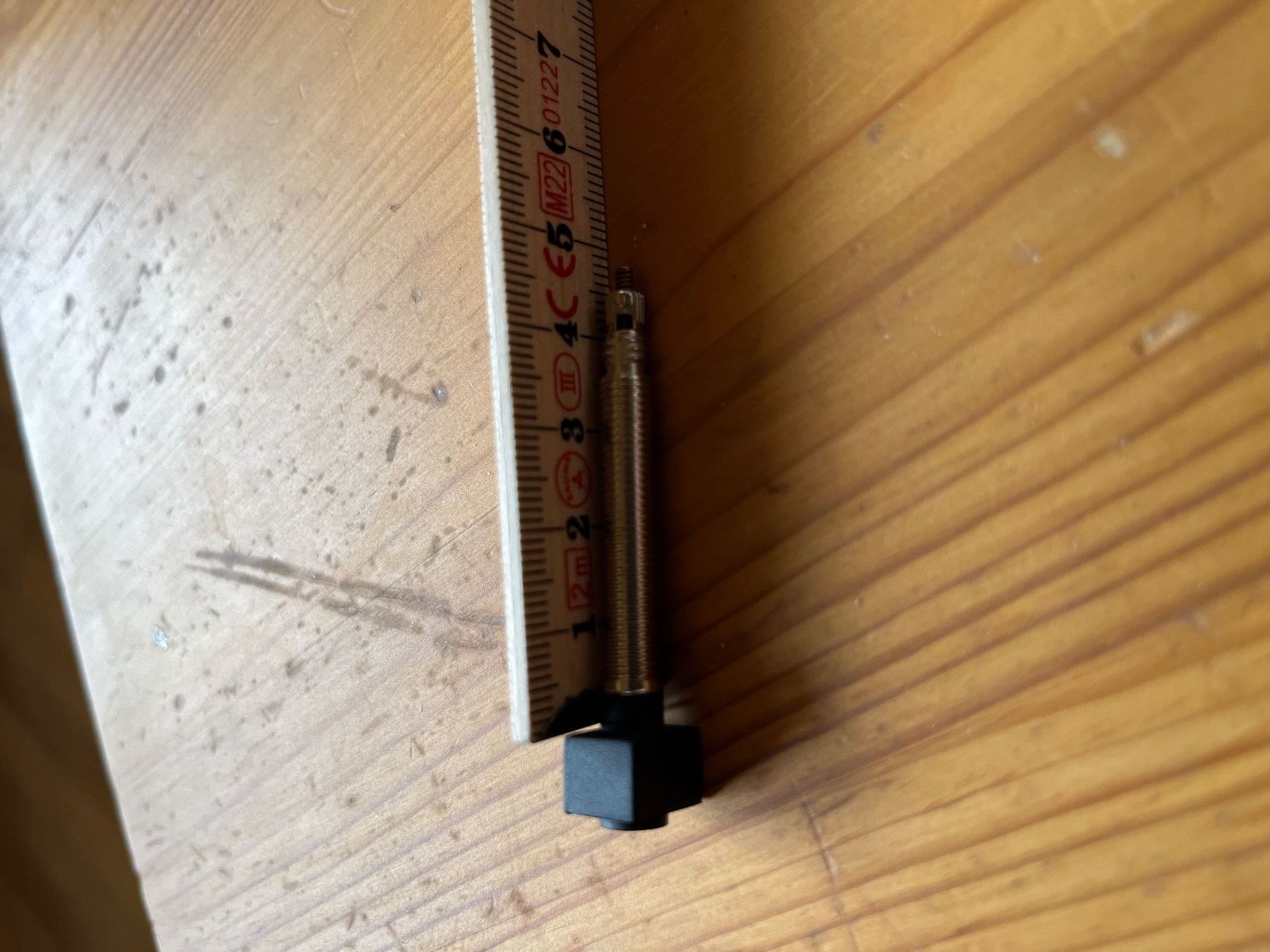 Pièces détachées: Tubeless Ventil – Neuf (Voir description) à Brunnen par alacarteliquidation