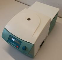 Hettich Mikro 200 R Refrigerated Microcentrifuge