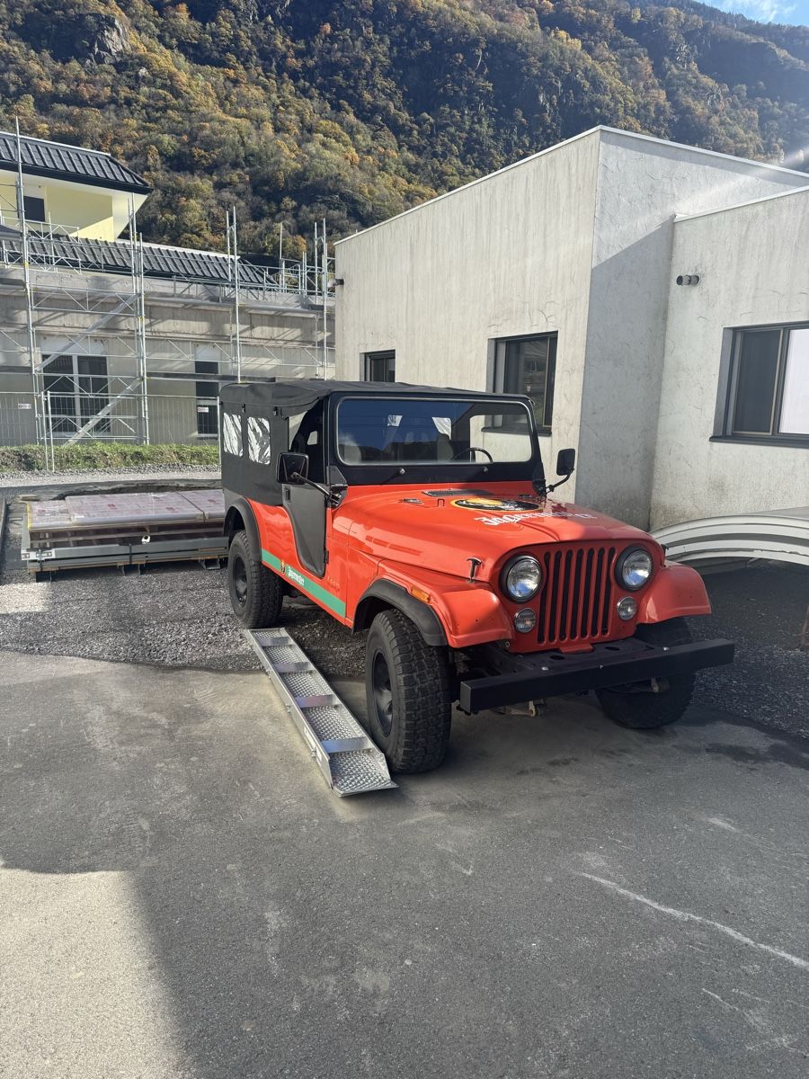 Jeep Automobili: jeep willys cj6 1978 – Usato da Dorénaz venduto da Biolle 1