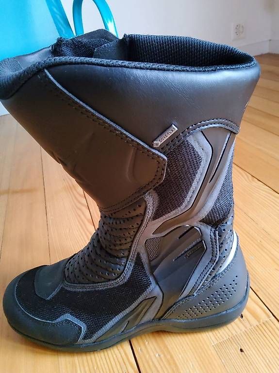 Helme & Visiere: Motorrad Helm & Schuhe – Gebraucht aus Läufelfingen von jen_dtd8 1