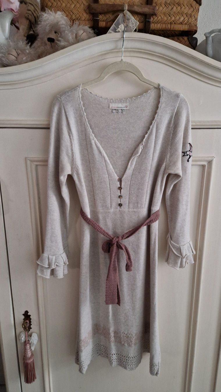 Odd Molly Vestiti: Strickkleid beige von Odd Molly Gr. 2 – Usato da Rütihof venduto da SonneMondSterne1985