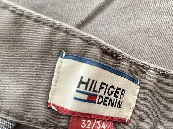 Jeans: Hilfiger Denim Chino grau – Usato da Ebikon venduto da van_qg5n 2