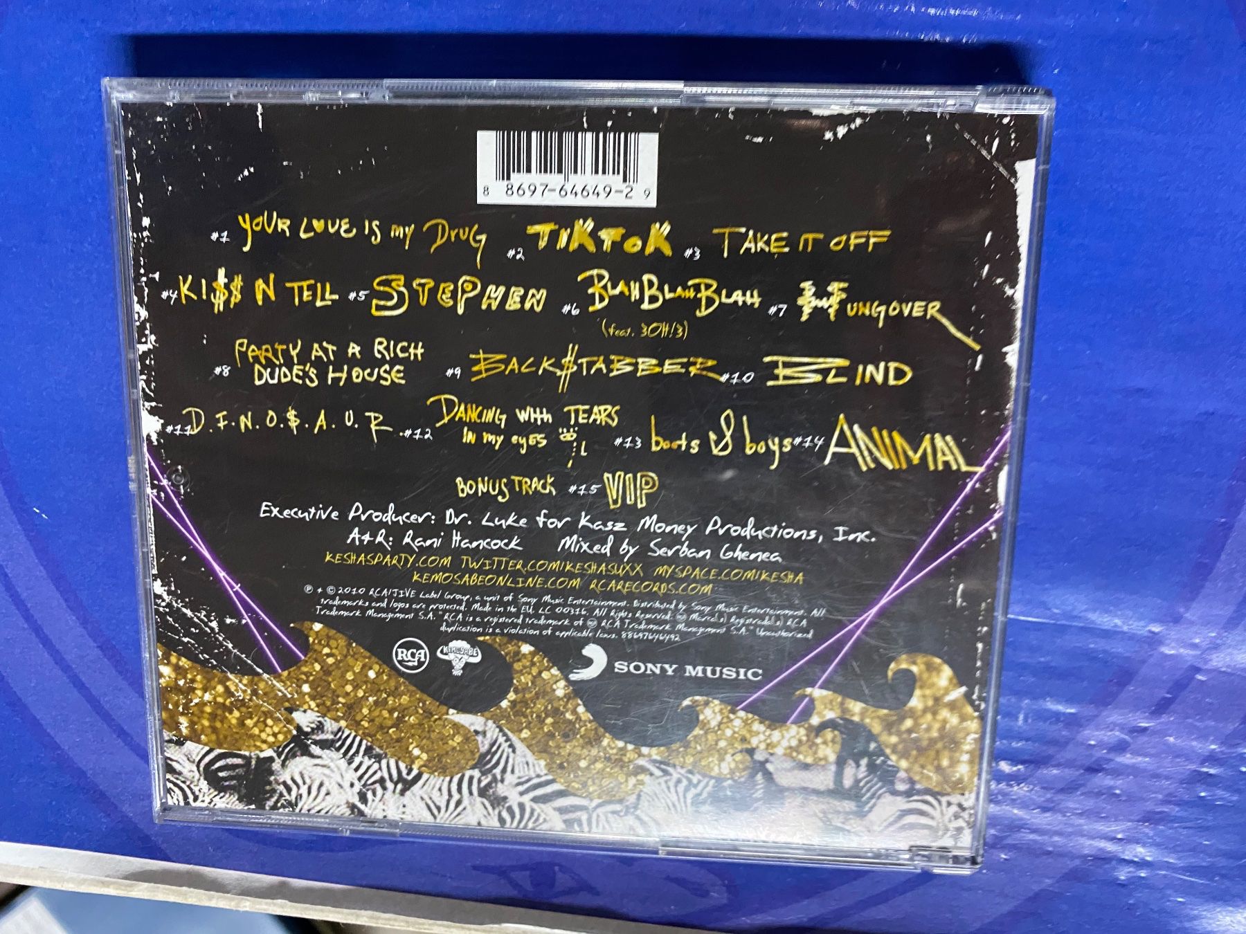 CD: Ke$ha – Usato da Muri b. Bern venduto da AdidasCollector 1
