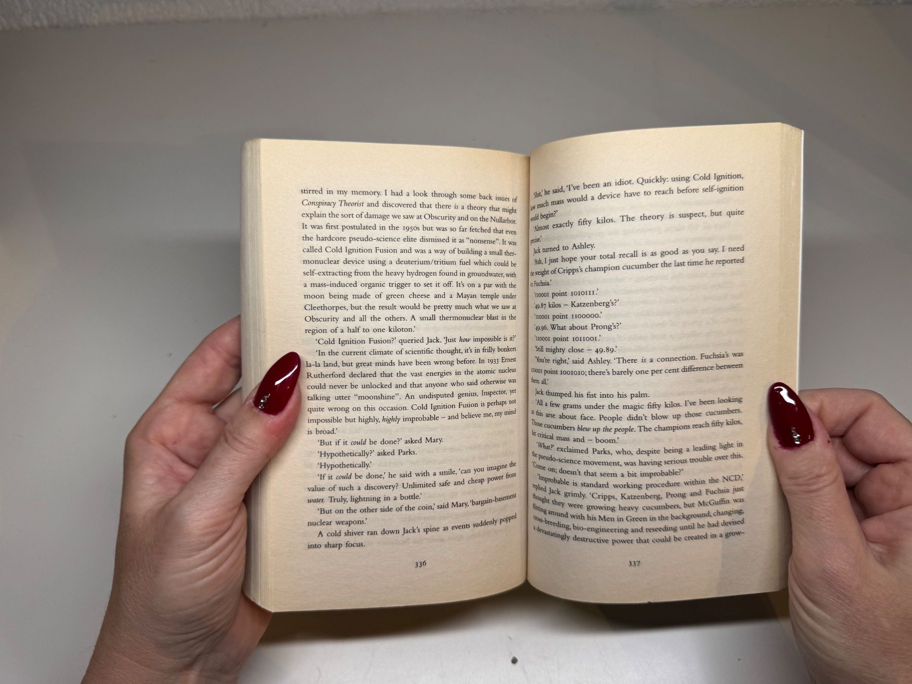 Bücher: NOVEL: Jasper Fforde, The Fourth Bear – Gebraucht aus Grosswangen von English_books 8