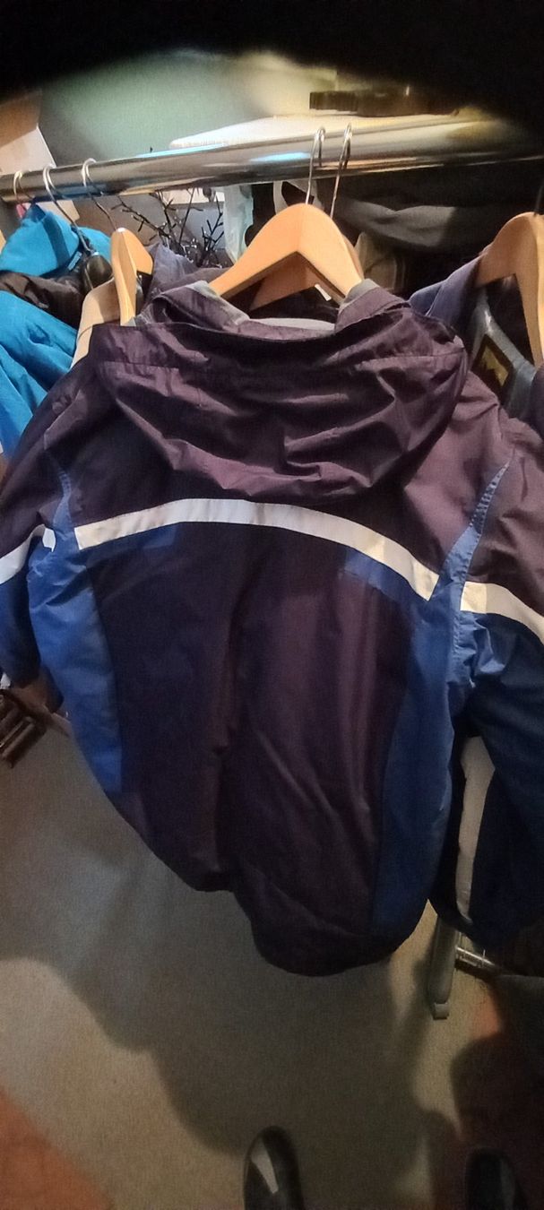 Columbia Jacken: Winterjacke – Gebraucht aus Aefligen von uwe_n2vk 1