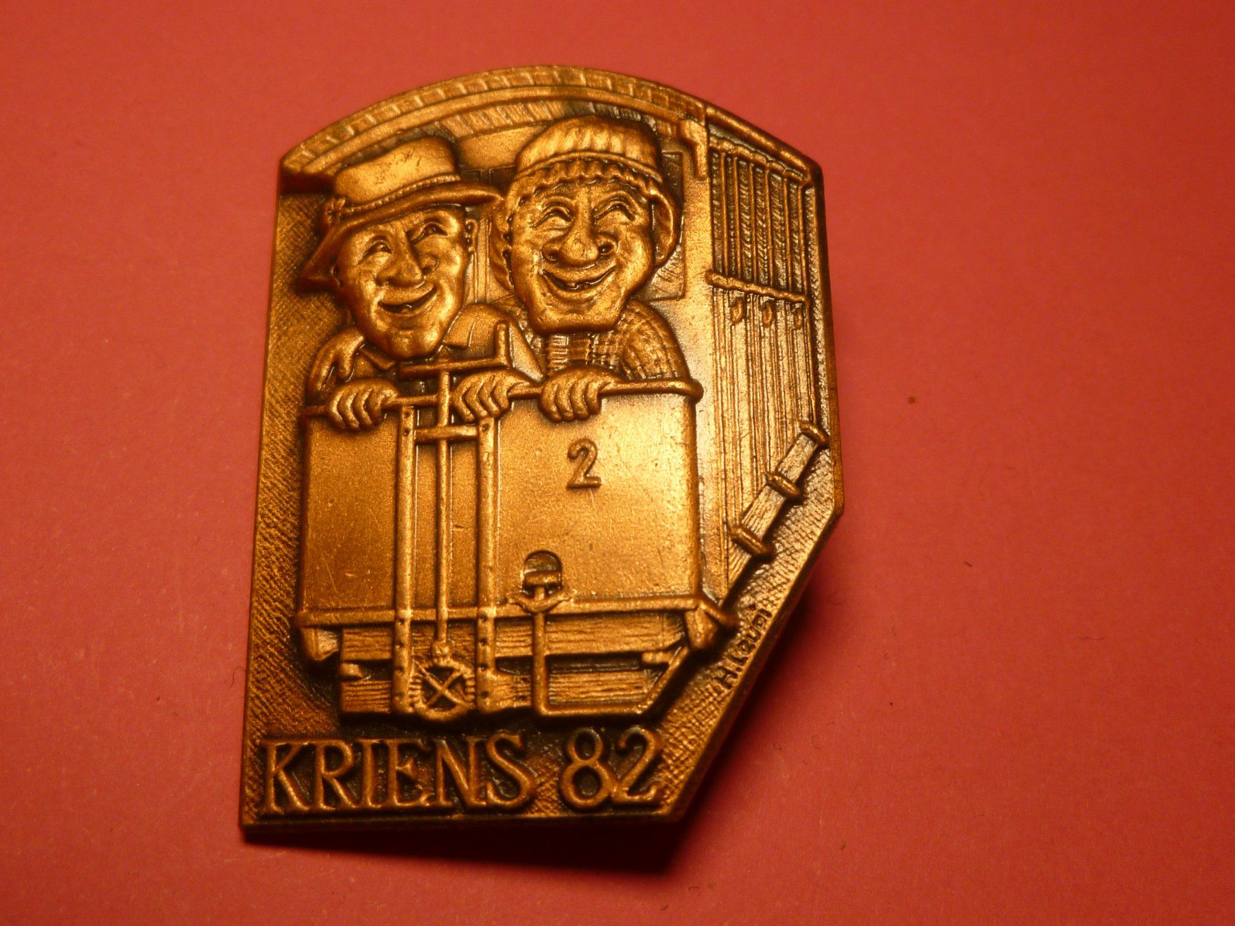 Plaketten & Abzeichen: KRIENS 1982 BRONZE – Gebraucht aus Ried (Muotathal) von Mandarin02