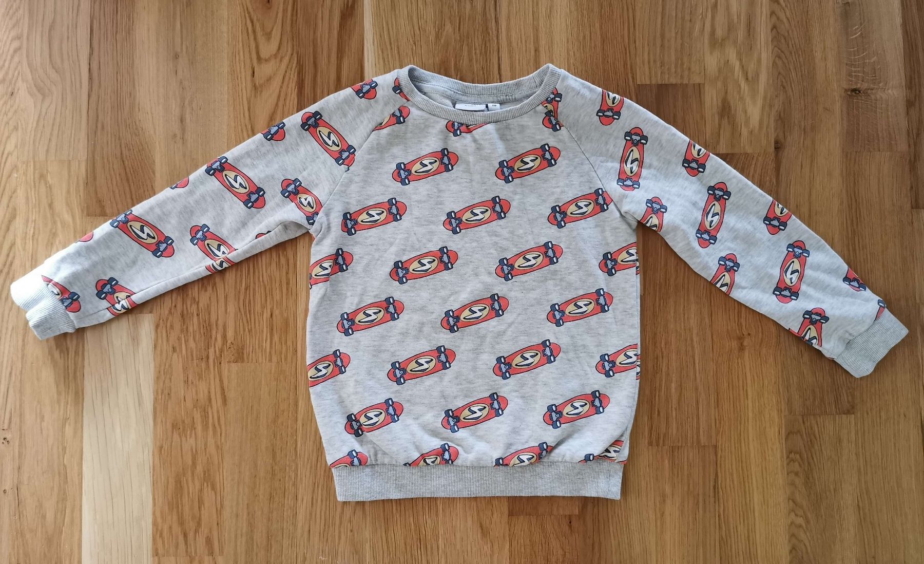 Name It Maglioni & Felpe: Skater-Pullover, Grösse 110, – Usato da Seuzach venduto da Tureda
