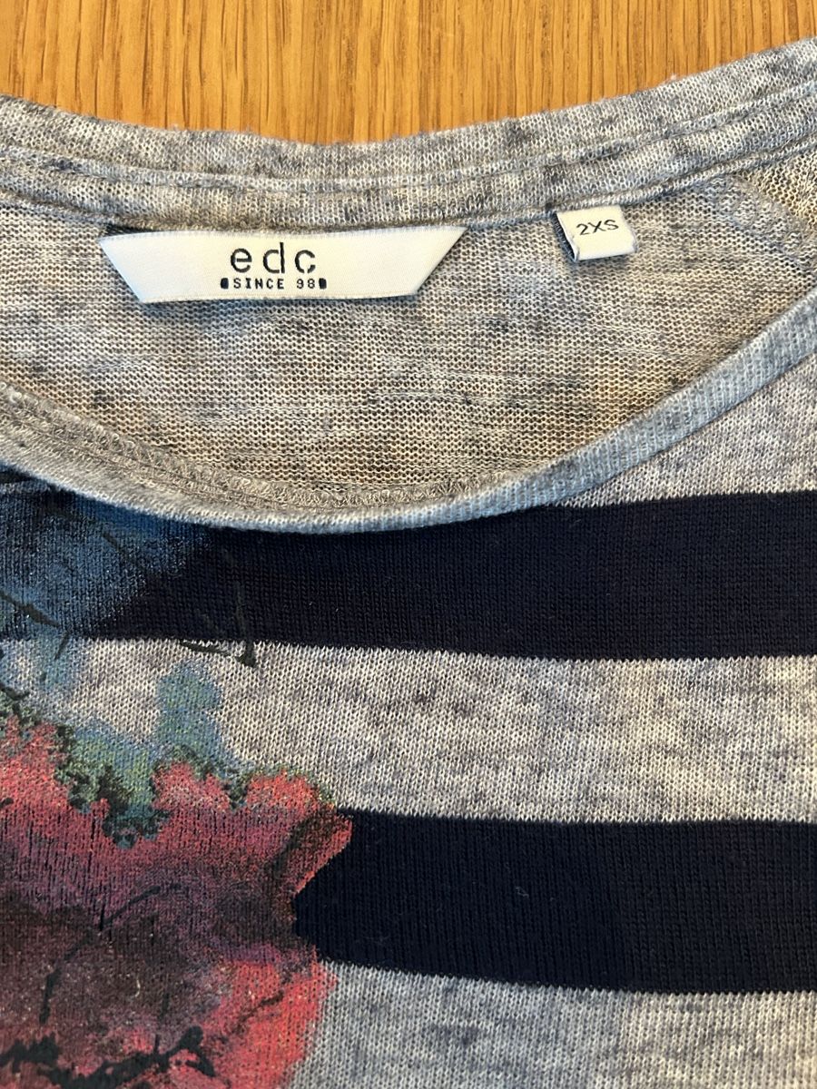 Esprit Top: Esprit edc Oberteil Gr. 2XS – Usato da Schwarzenbach SG venduto da bienchen22 2