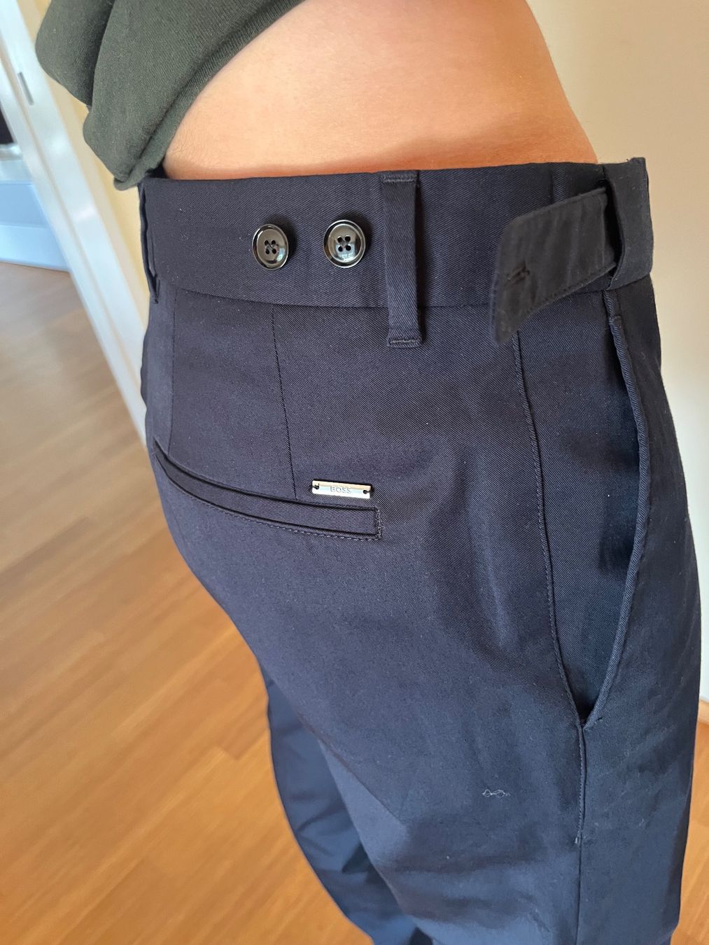 Hugo Boss Pantalons: Boss Slim Fit Anzughose dunkelblau – D'occasion à Baar par Brigittedi 3