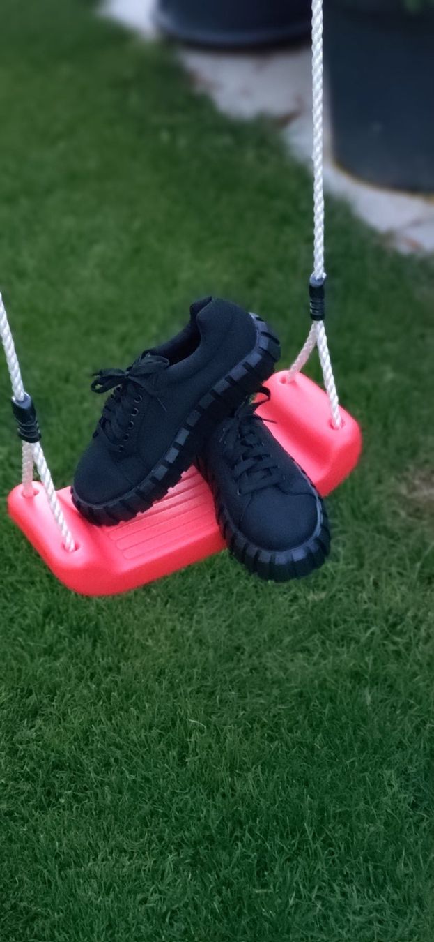 Scarpe da donna: Schwarze Schuhe, Grösse 42 – Nuovo (secondo la descrizione) da Romanshorn venduto da Patrick_the_real 2