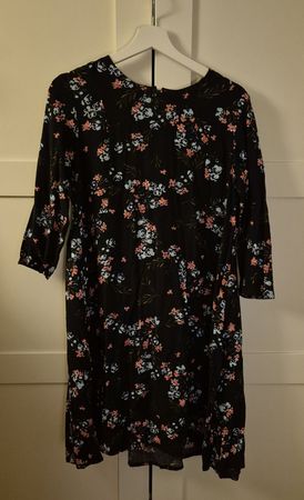 Kleid geblümt dunkelblau (Benetton)