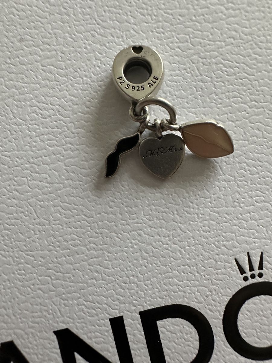 Pandora Ciondoli: Mr&Mrs' Charm – Usato da Kreuzlingen venduto da micus87 1