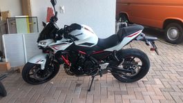 Kawasaki Z650, Top Zustand, JG 2021, nur 3500 km gefahren