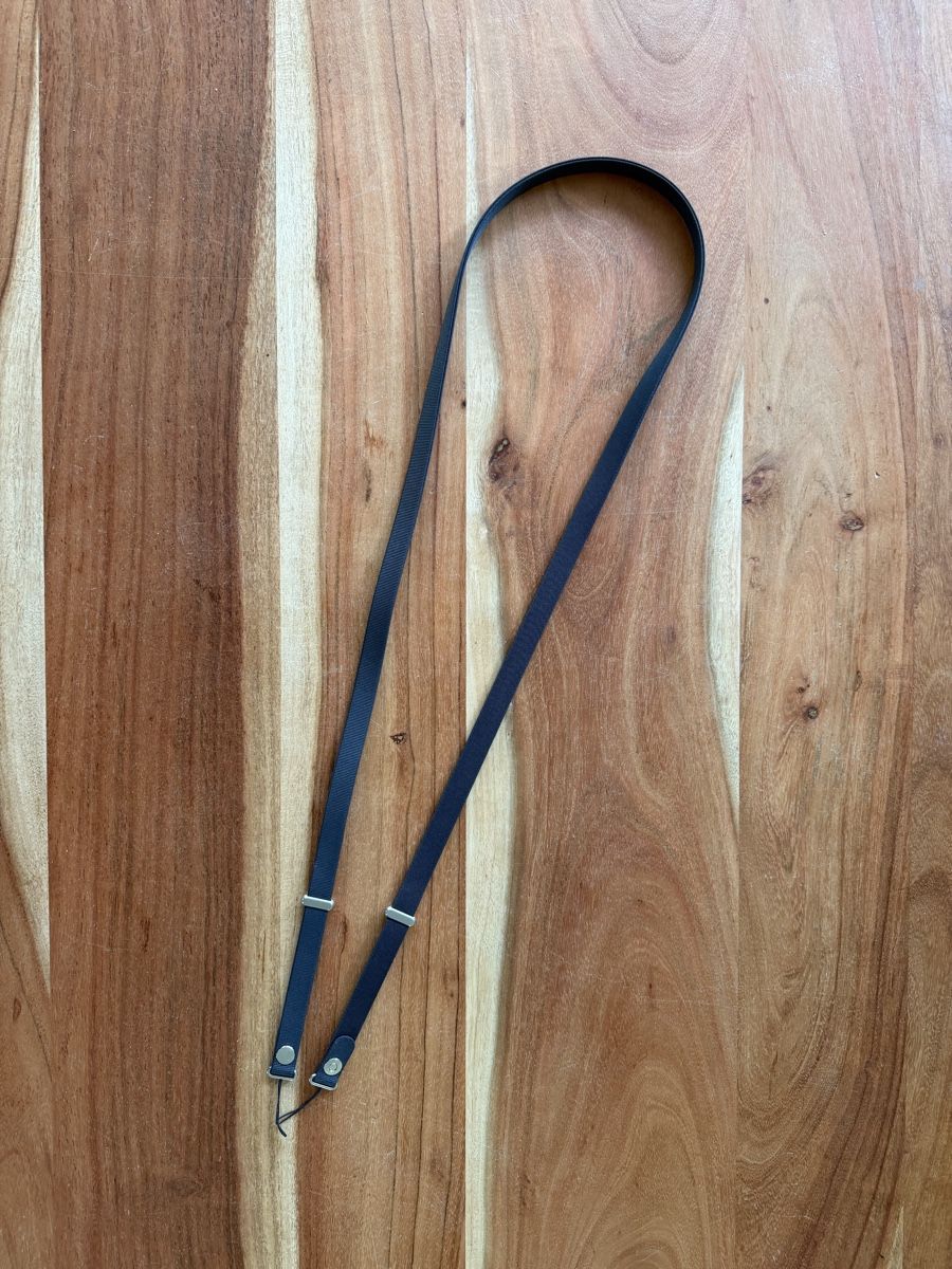 Apple Portables: Apple Crossbody Strap - Handykette – D'occasion à Niederglatt ZH par sim_gj7s 1