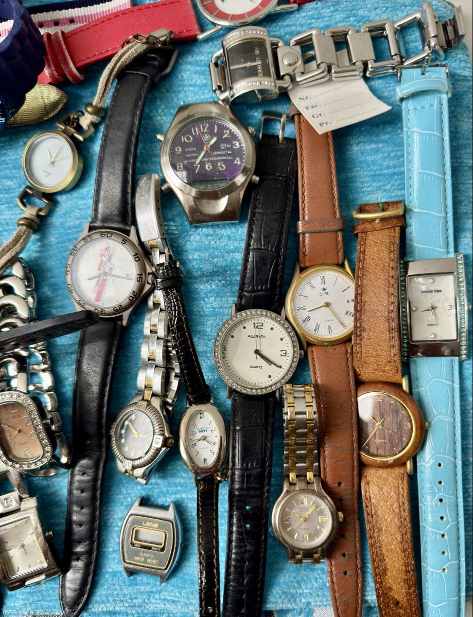 Orologi: Uhren  – Difettoso da Zürich venduto da P.Hz 1