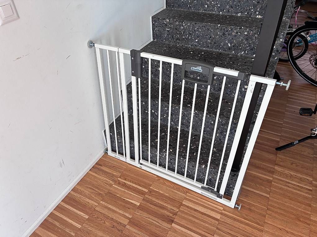 Tutto per la sicurezza: Geuther Treppenschutzgitter – Usato da Luzern venduto da simonweber203