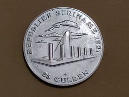 Suriname 25 Gulden "Revolution" 1981 Silber *Kleine Auflage*