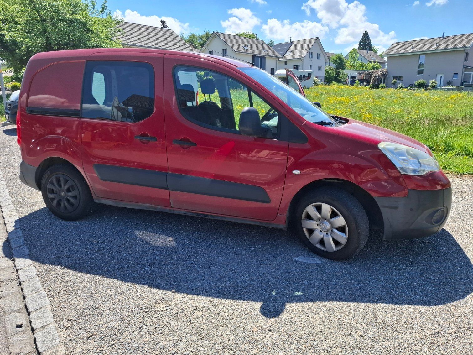 Citroën Véhicules utilitaires: CITROEN Berlingo 1.6i – Défectueux à Wilen (Gottshaus) par holzturm13 2