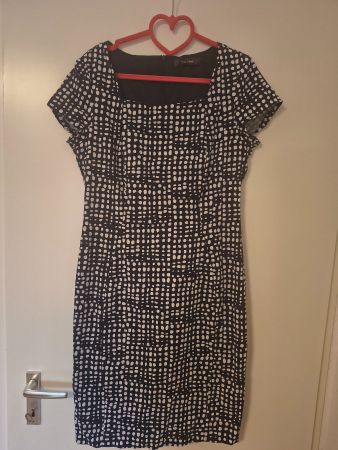 Last chance: Vera Mont Kleid Blau/Weiss, Grösse 38, wie NEU