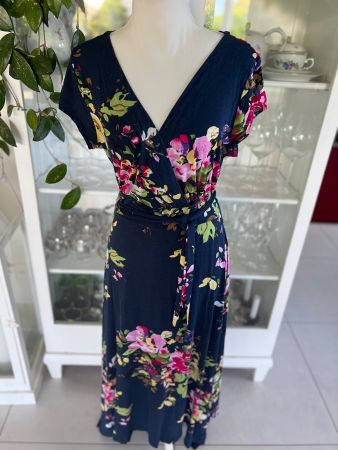 Beachtime Kleid Blumenmuster Gr. 40- Sommerkleid Maxiklei...