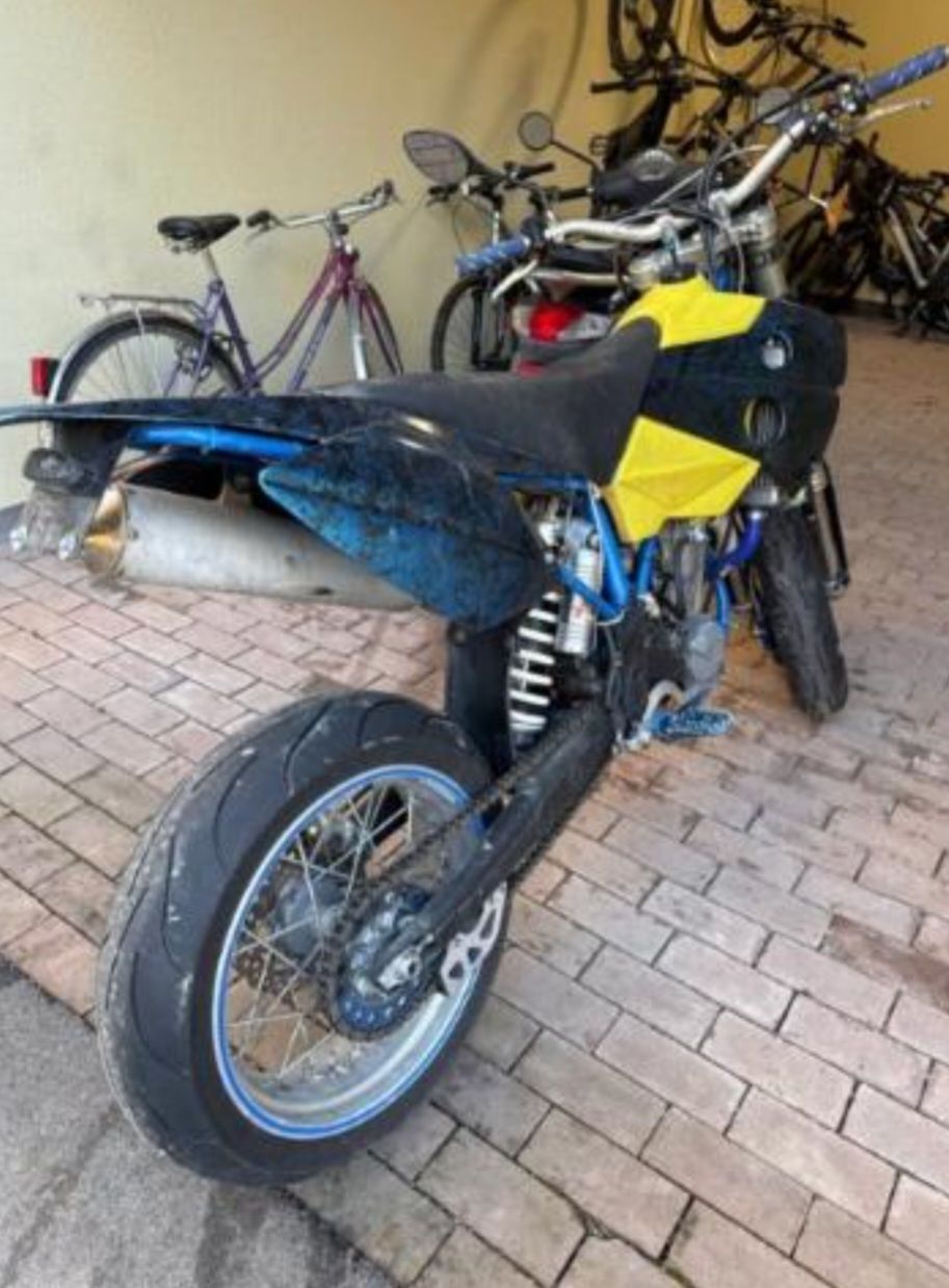 Husaberg Strada: Husaberg FE650 ab MFK für Schrauber – Difettoso da Hindelbank venduto da mbcar 2
