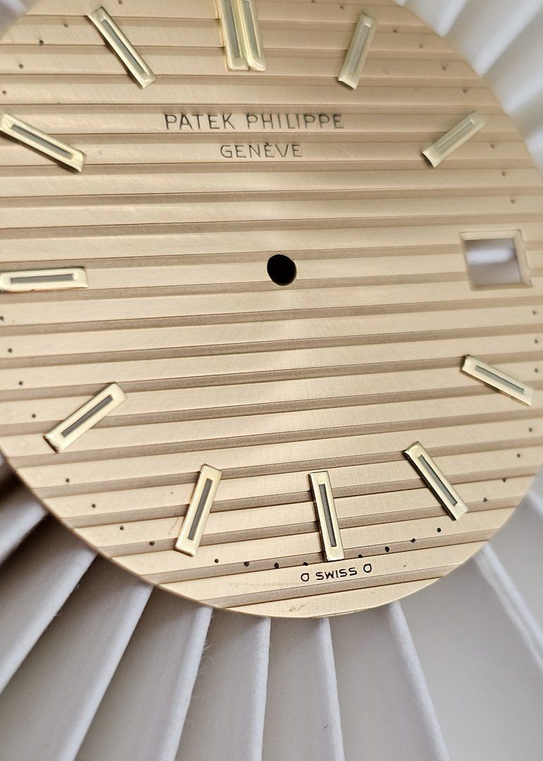Patek Philippe Uhren: Quadrante Patek Philippe Nautilus Ref. 3700 TYPE 3 SIGMA – Gebraucht aus Lugano von R.Riccardo 2