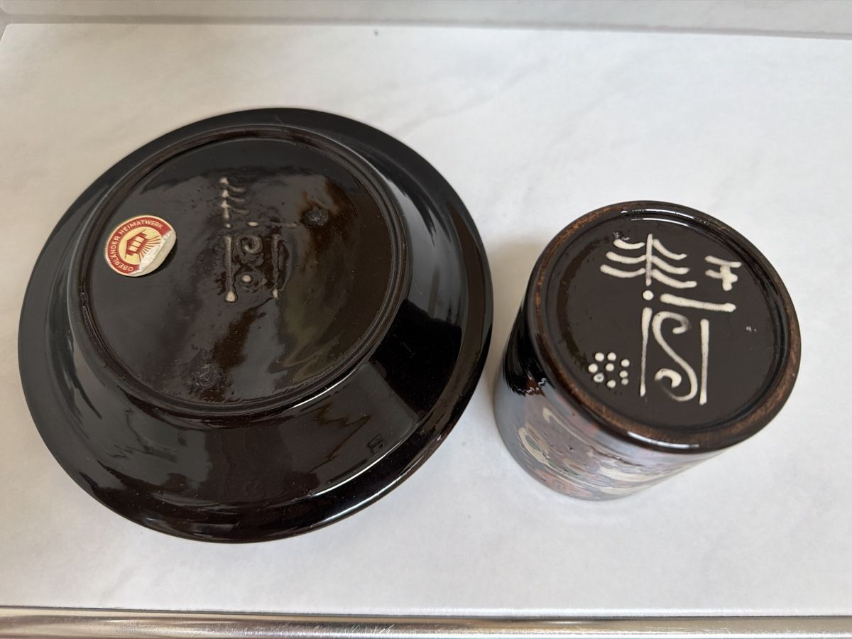 Set di piatti: Keramik von Jakob Stucki, Teller und Becher. – Usato da Biberist venduto da Momo33 4