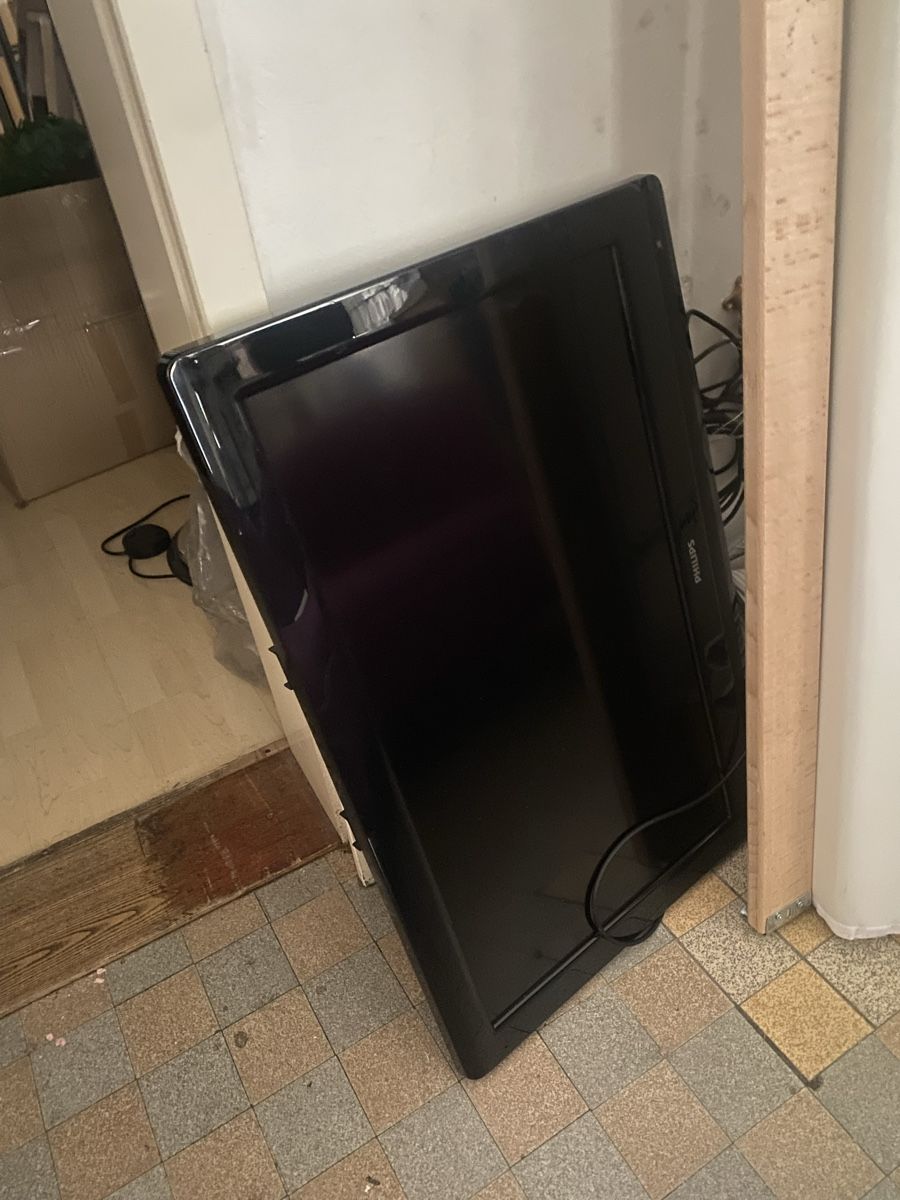 Fernseher: Tv – Gebraucht aus Ettingen von inf_vhc7