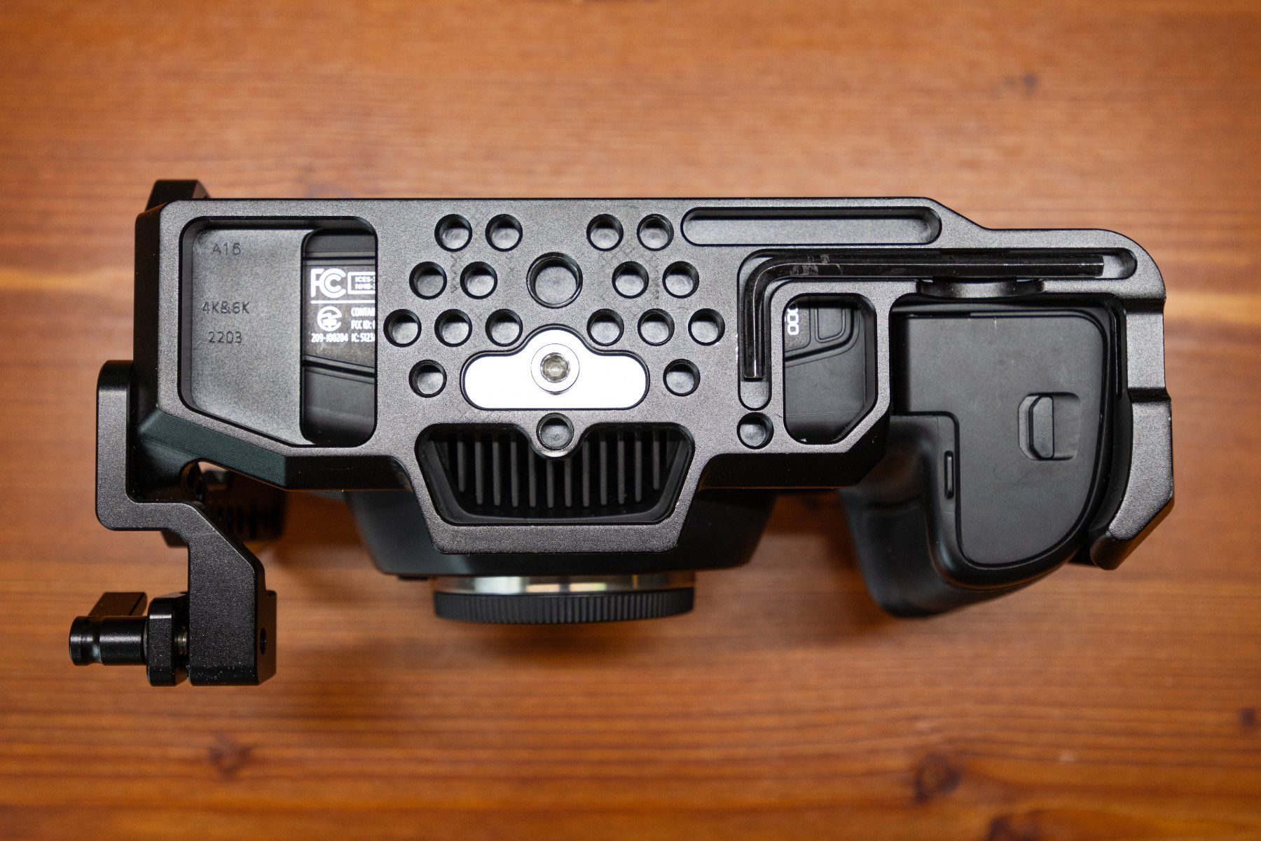 Blackmagic Videocamere: Blackmagic Pocket 4k Kit mit Zubehör – Usato da Vich venduto da OverRedR 4