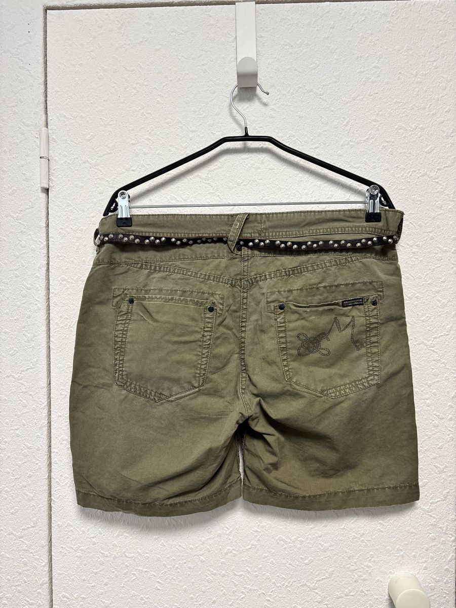 Maison Scotch Pantaloni: Maison Scotch Shorts mit Ledergürtel Gr. 31 – Usato da Bottmingen venduto da ana_5hrv 3