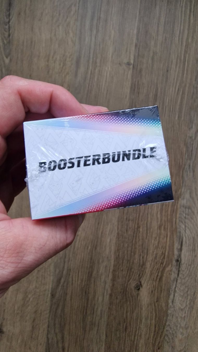 Karten: Prismatic Evolutions DE booster bundle – Gebraucht aus Oetwil a.d. Limmat von ErikMayer 3