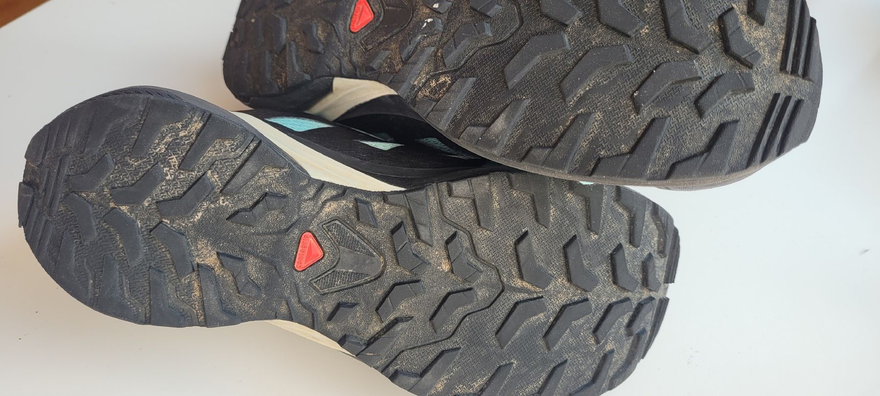 Damenschuhe: Salomon Schuhe Gore-tex – Gebraucht aus Dintikon von kaki-7 5