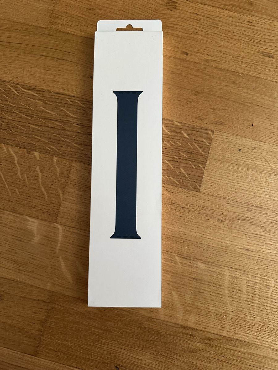 Apple Bracciali & Braccialetti: Apple Watch Solo Loop Abyss Blue Grösse 6 Silikon – Nuovo (secondo la descrizione) da Cham venduto da DM2106