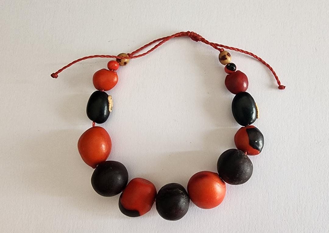 Armbänder & -reifen: 7 Charka Armkette mit Huayruro Glücksbringer Sammen – Neu (gemäss Beschreibung) aus Lima- Peru von Alpaka-Haus 2