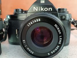 Nikon EM