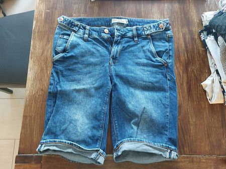Jeansshorts + Gratis Accessoire 