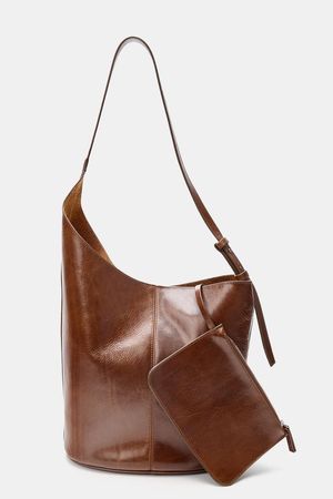 Asymmetrische Beuteltasche aus Leder
