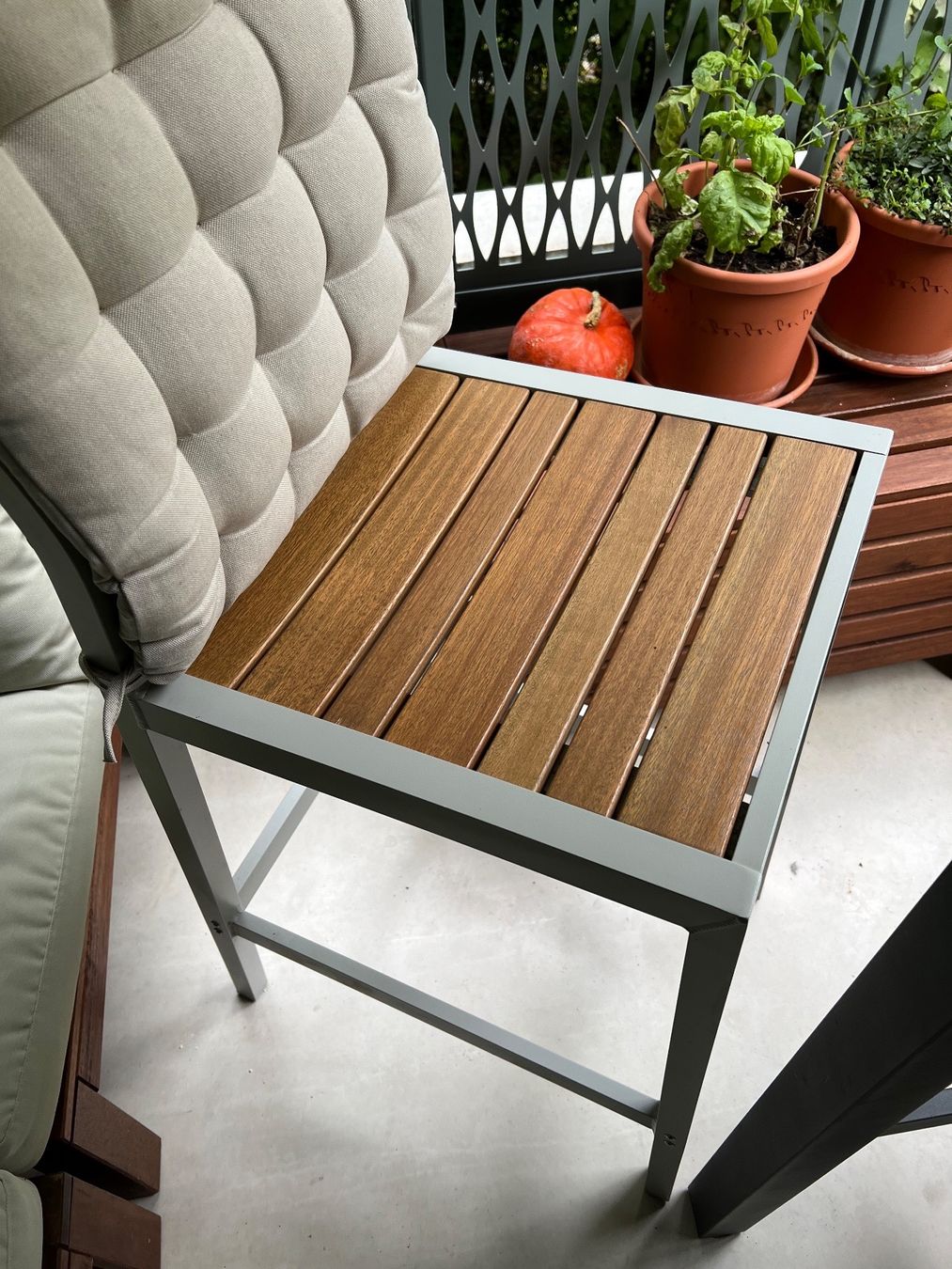 Ikea Set di tavolo e panche: Garden - balcony table + 4 chairs – Usato da Corsier GE venduto da Karol_save_planet 8