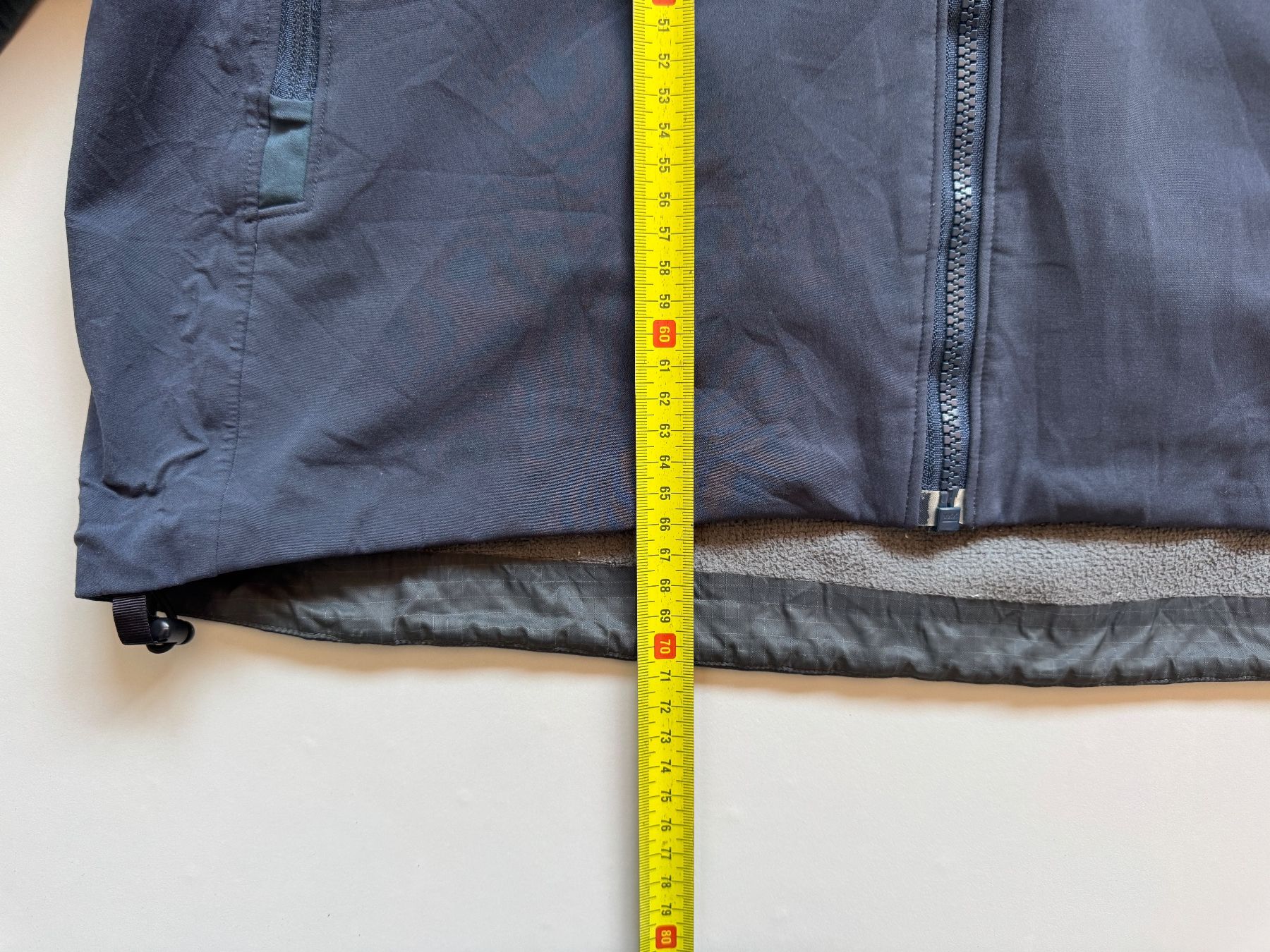 Arcteryx Giacche: Arc'teryx Venta AR Jacket windstopper MEN M from 2013 – Usato da Neuchâtel venduto da _Easy_to_Find_ 5