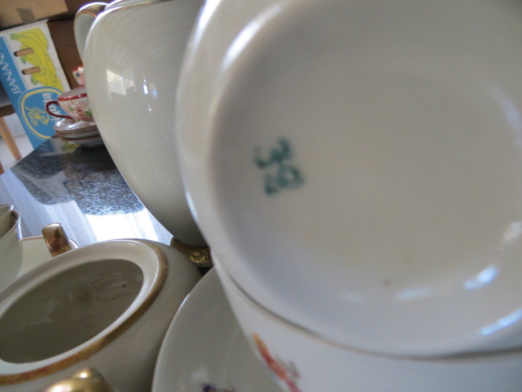 Geschirrsets: Tee-Kaffee Service mit Blumenmuster – Gebraucht aus Ins von Ener52 6
