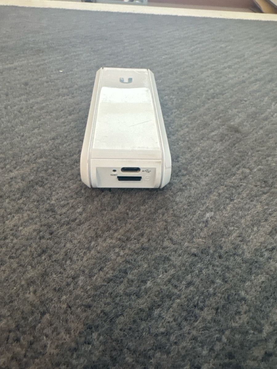 Ubiquiti Modems & Routeurs: Unifi Cloud Key – D'occasion à Arosa par Aram01 3
