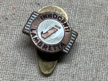 Plaquettes & Badges: "Lambretta " - "Innocenti" – D'occasion à Sorengo par 74in