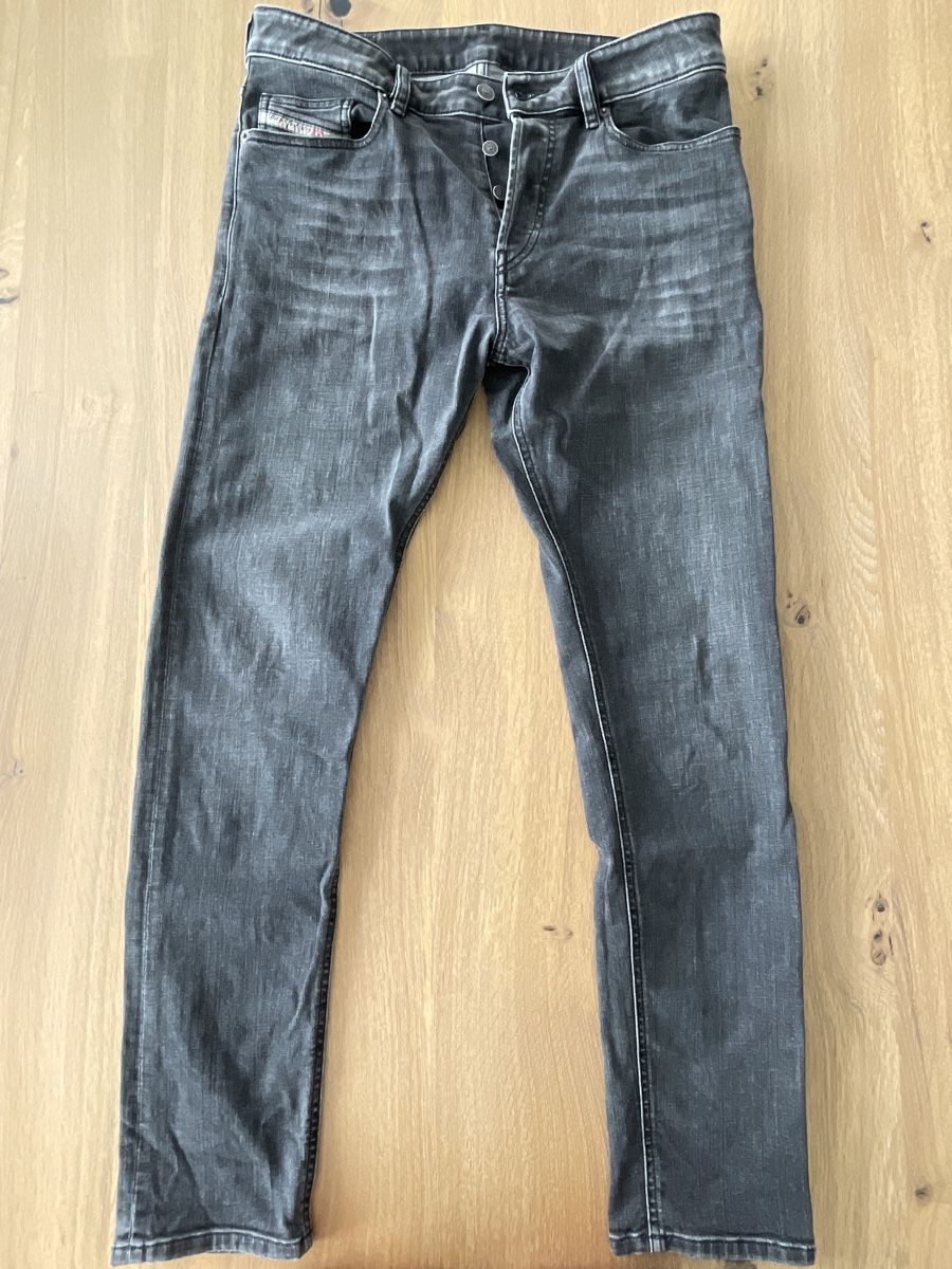 Diesel Jeans: Diesel Jeans D-Luster W30 L30 – Usato da Uznach venduto da Player6