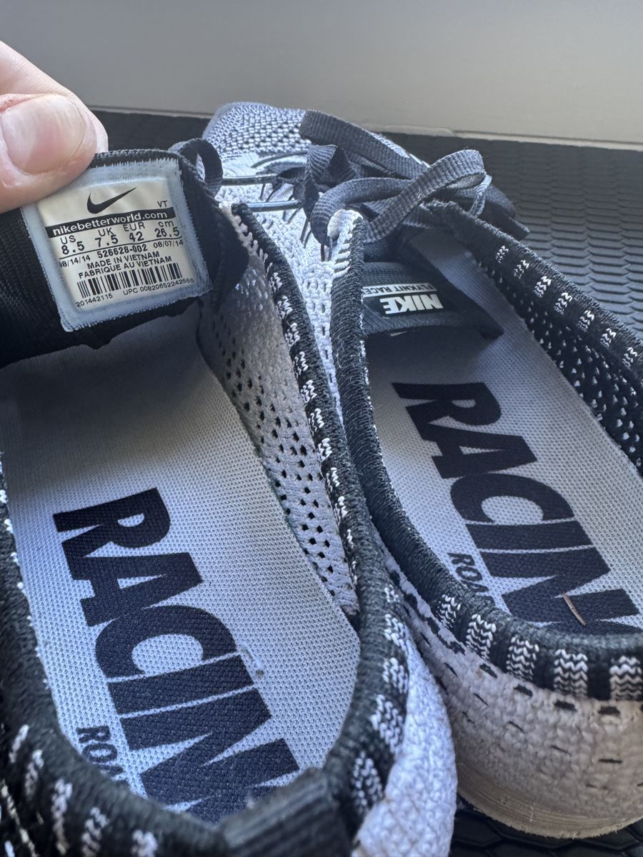 Nike Scarpe da uomo: The Nike Flyknit Racer "Orca" – Usato da Bern venduto da Roynsky 3