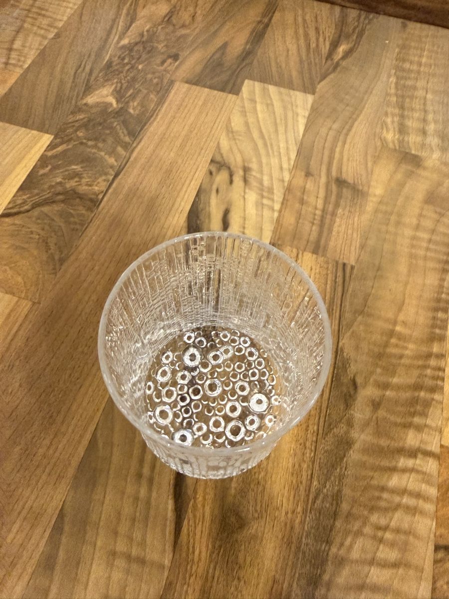Iittala Bicchieri: Iittala Ultima Thule Glas gebraucht – Usato da Udligenswil venduto da mp9_f7jr 1